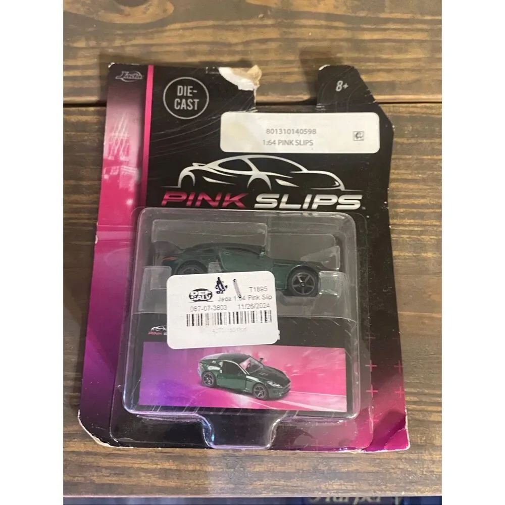 NEW 2023 Majorette x Jada Pink Slips Jaguar F-TYPE R